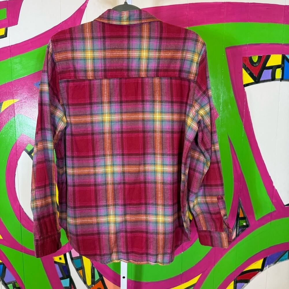 Universal Thread Plaid Relaxed Fit Shirt. Size Medium. In excellent condition! - Picture 5 of 5
